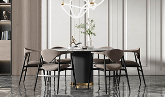 墻面是用護(hù)墻板好還是貼墻布好？