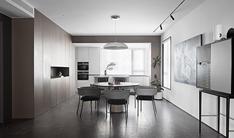 全屋定制和木工哪個(gè)便宜？