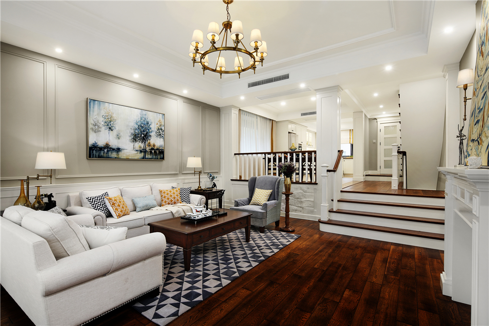 客廳沙發(fā)除了配茶幾，還能搭配什么？(圖1)