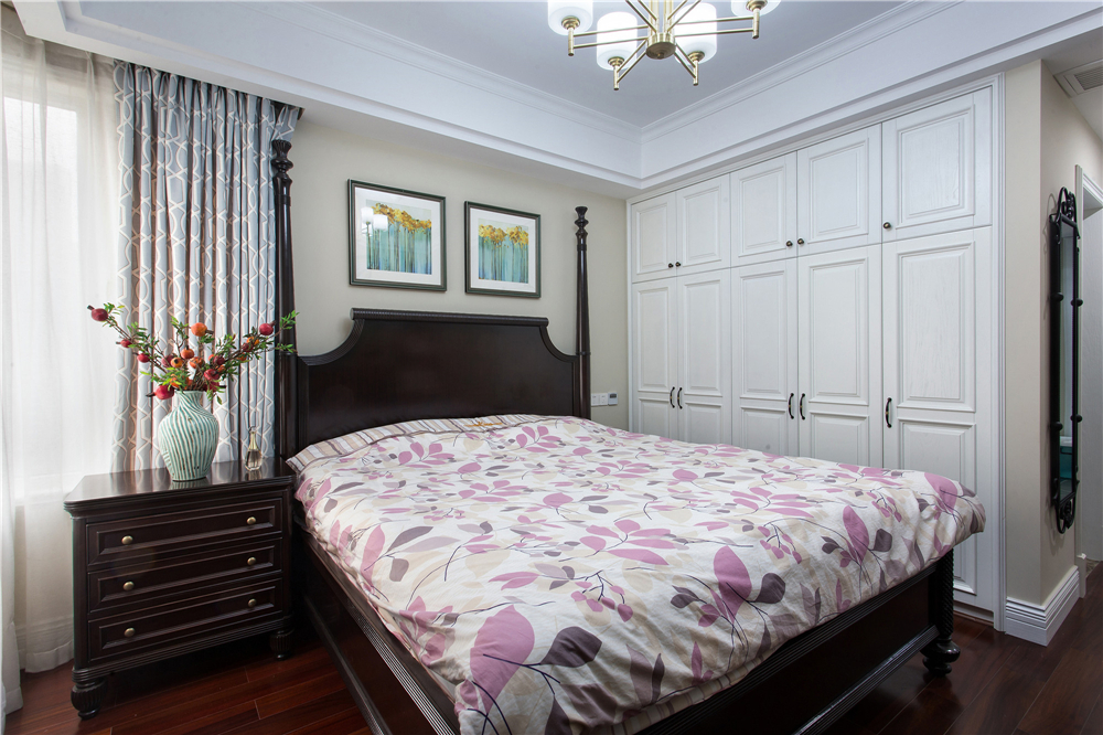 小戶型臥室怎么設(shè)計衣柜比較好？(圖1)